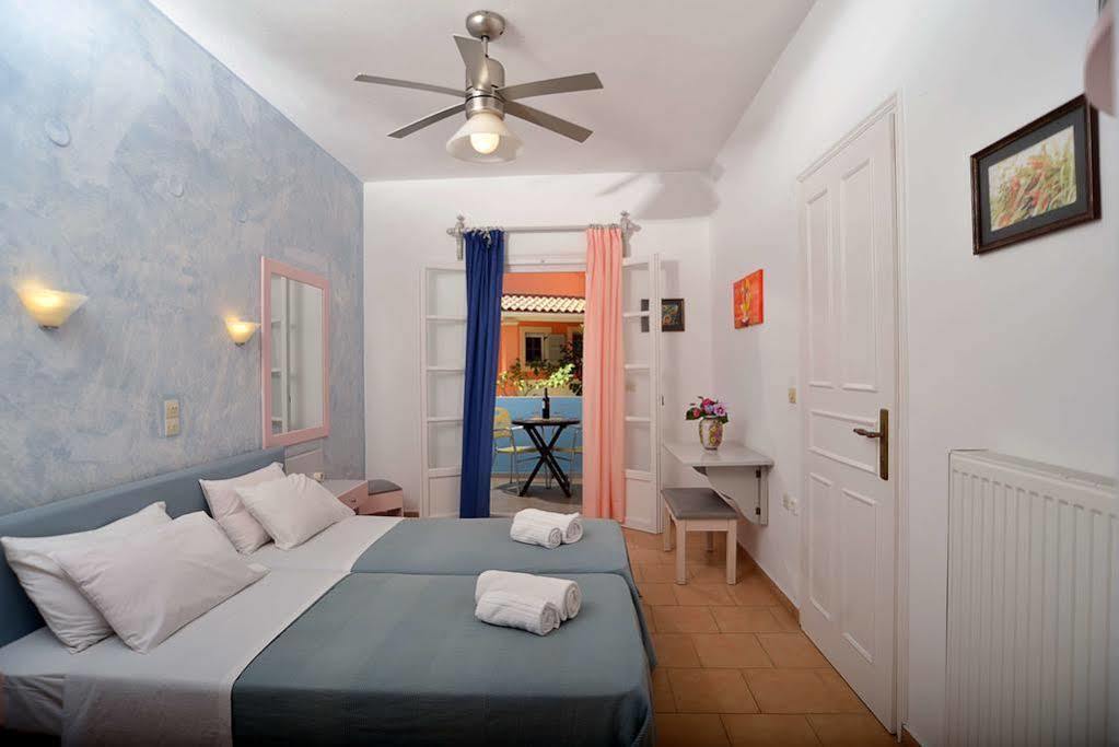 Vlachos Apartments Sidárion Dış mekan fotoğraf